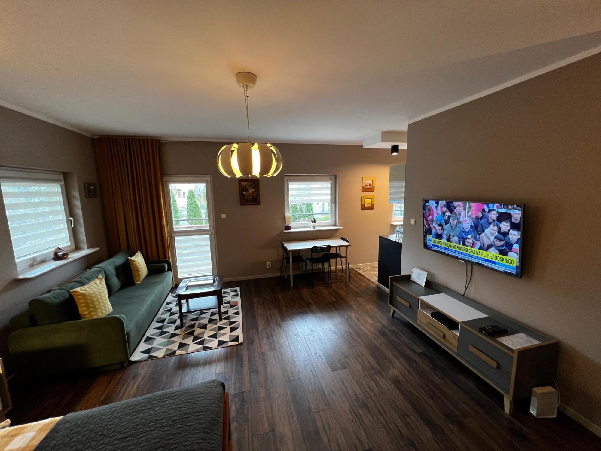 Friendly Apartments - Krasków Εξωτερικό φωτογραφία