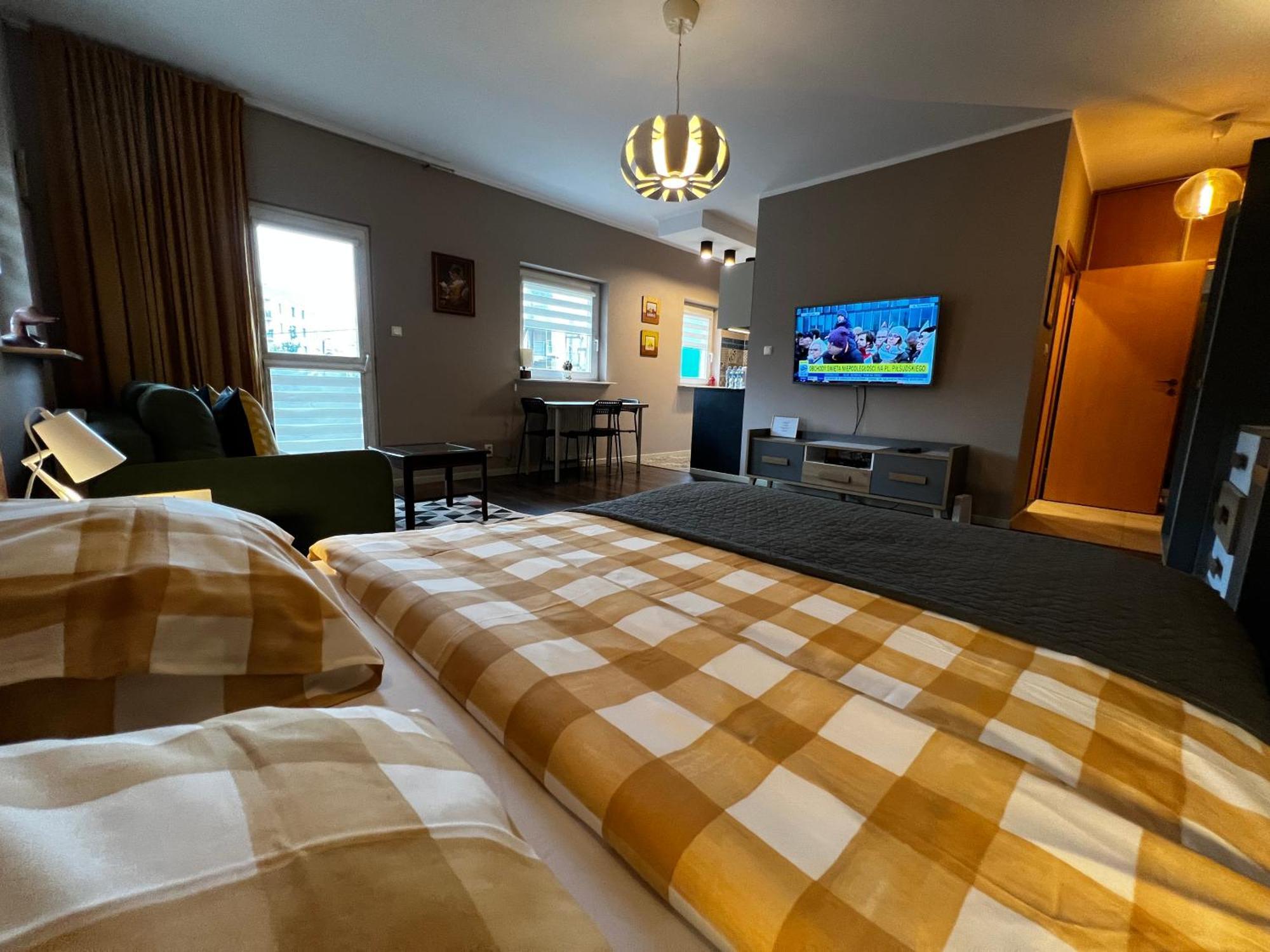 Friendly Apartments - Krasków Εξωτερικό φωτογραφία