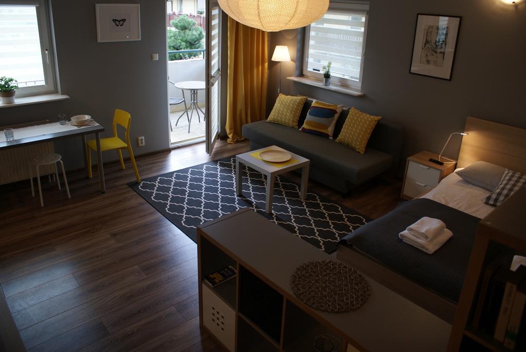 Friendly Apartments - Krasków Εξωτερικό φωτογραφία